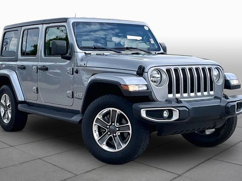 Used 2020 Jeep Wrangler Unlimited Sahara AWD/4WD image 2