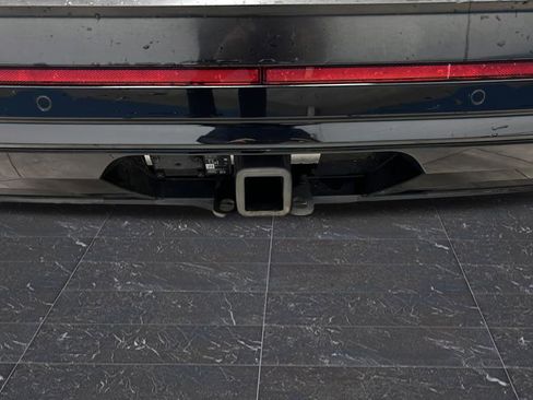 Used 2021 Volkswagen Atlas SEL Premium image 36