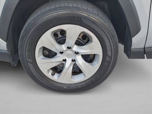 Used 2023 Toyota RAV4 LE AWD/4WD image 9