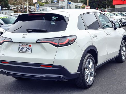 Used 2024 Honda HR-V LX image 18