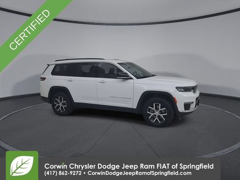 Used 2025 Jeep Grand Cherokee L Limited w/ Trailer Tow Package AWD/4WD image 2