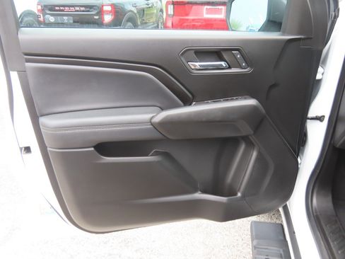 Used 2024 Chevrolet Colorado LT w/ LT Convenience Package RWD image 24