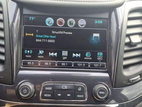 Used 2016 Chevrolet Impala LTZ w/ Enhanced Convenience Package image 22