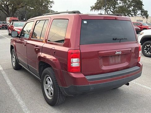 Used 2016 Jeep Patriot Sport w/ Power Value Group image 4