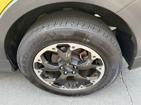Used 2021 Subaru Crosstrek 2.0i Premium AWD/4WD image 32