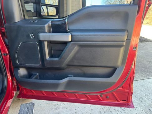 Used 2020 Ford F250 Platinum image 19