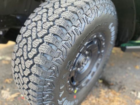 New 2025 Ford Bronco Big Bend w/ Black Diamond Package image 23