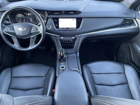 Used 2020 Cadillac XT5 Premium Luxury image 25
