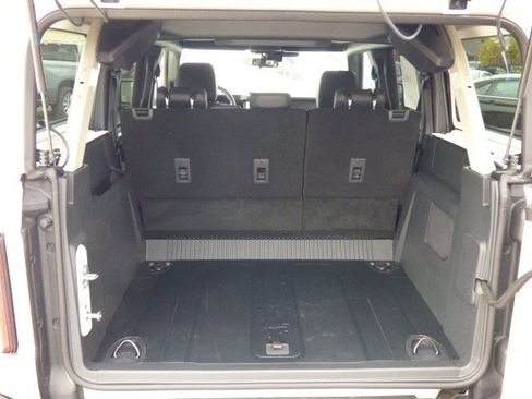 New 2025 Ford Bronco Badlands w/ Sasquatch Package image 11