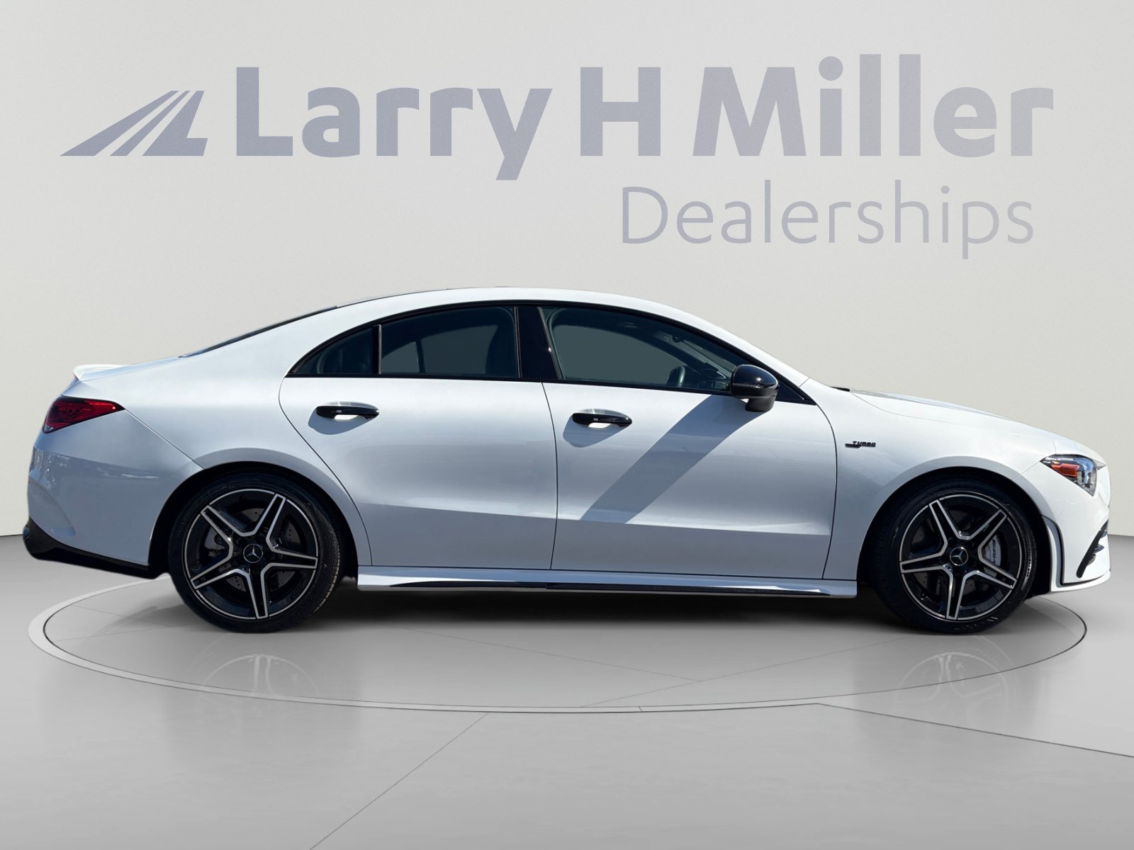 Used 2023 Mercedes-Benz CLA 35 AMG 4MATIC image 6