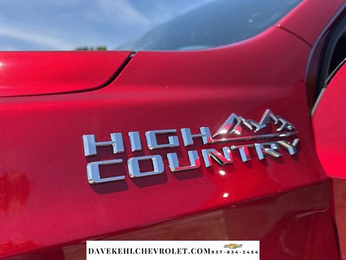 Used 2026 Chevrolet Suburban High Country w/ Sun And Tow Package AWD/4WD image 53