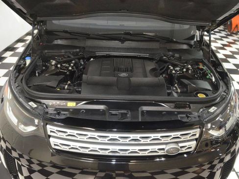Used 2018 Land Rover Discovery HSE Luxury AWD/4WD image 12