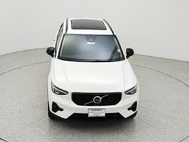 Used 2023 Volvo XC40 B5 Ultimate w/ Climate Package AWD/4WD image 14
