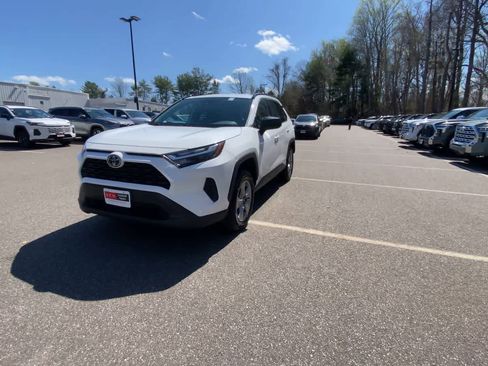 Used 2025 Toyota RAV4 LE image 10