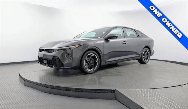 Used 2025 Kia K4 EX FWD image 2