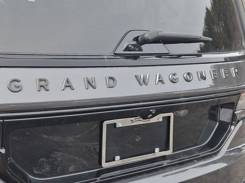 Used 2024 Jeep Grand Wagoneer L Series II w/ Quick Order Packagew 28T AWD/4WD image 30
