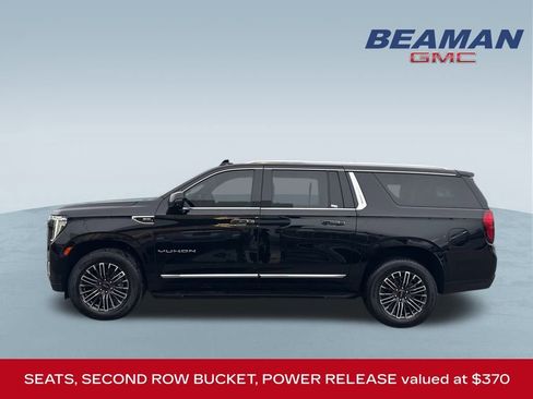 Used 2022 GMC Yukon XL SLT w/ SLT Premium Package image 4