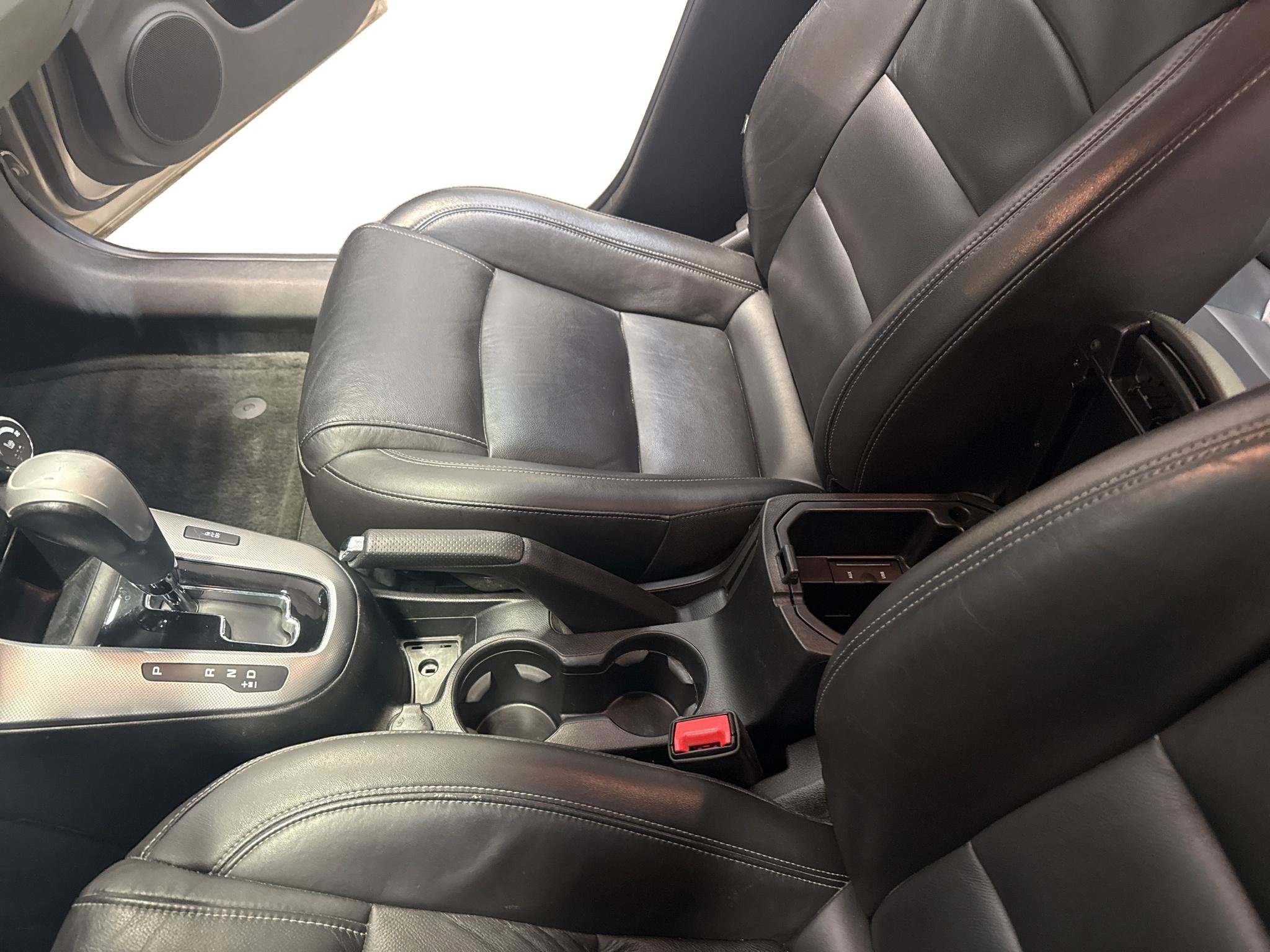 Used 2013 Chevrolet Cruze LTZ w/ Enhanced Safety Package FWD image 14