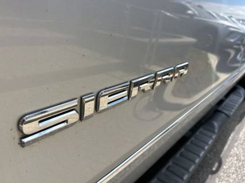 Used 2015 GMC Sierra 1500 2WD Double Cab w/ Sierra Convenience Package image 9