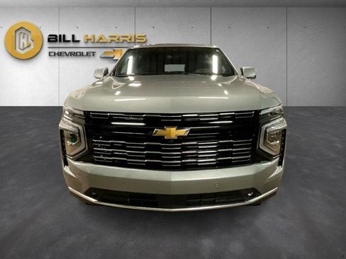 New 2025 Chevrolet Suburban High Country image 2