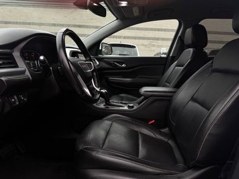 Used 2019 GMC Acadia SLT image 18