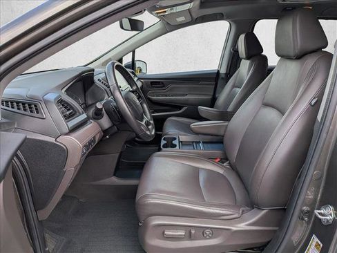 Used 2019 Honda Odyssey Touring image 17