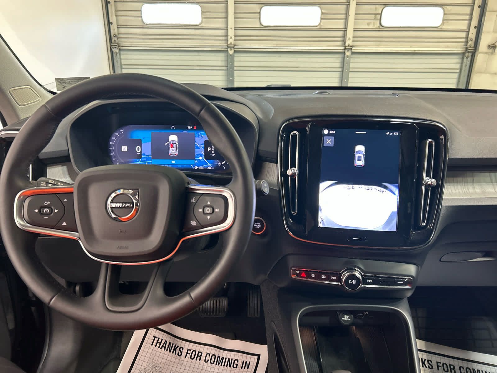 Used 2025 Volvo XC40 B5 Core w/ Protection Package Premier AWD/4WD image 7
