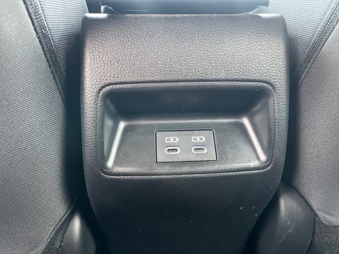 Used 2024 Toyota Corolla SE FWD image 31