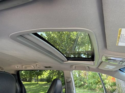 Used 2011 Toyota Sienna SE w/ Preferred Pkg FWD image 28