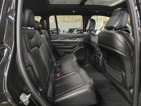 Used 2024 Jeep Grand Cherokee Limited 4xe AWD/4WD image 12