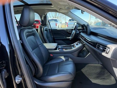 Used 2025 Lincoln Aviator Reserve w/ Illumination Package image 18