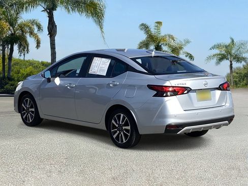 Certified 2025 Nissan Versa SV FWD image 3
