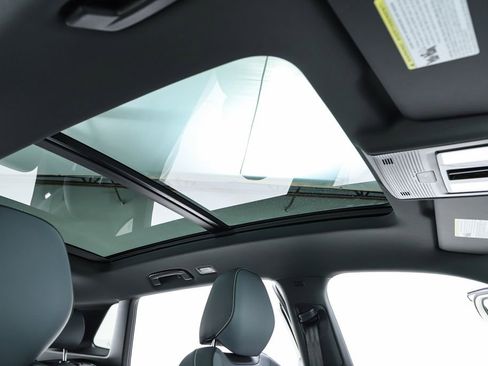 New 2026 Volkswagen Tiguan SE R-Line image 76