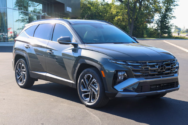 New 2026 Hyundai Tucson SE FWD image 1