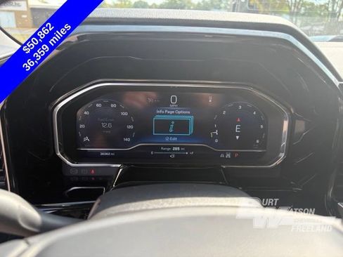 Used 2025 Chevrolet Silverado 1500 LT Trail Boss w/ Convenience Package II AWD/4WD image 18