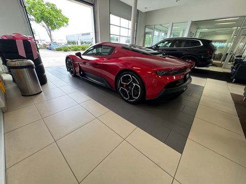Used 2022 Maserati MC20 Coupe image 3