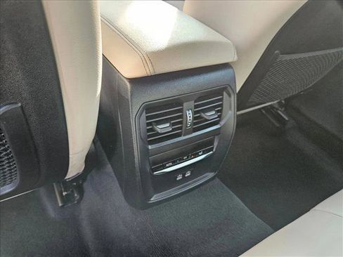 Used 2021 BMW 330i Sedan w/ Executive Package image 18