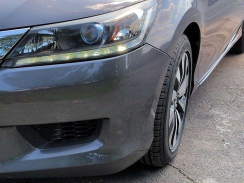 Used 2015 Honda Accord Hybrid Sedan image 11