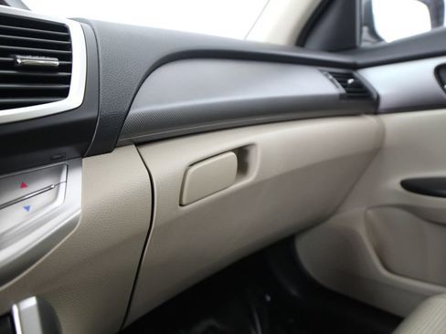 Used 2014 Honda Accord LX image 49