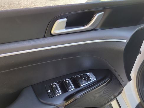 Used 2021 Kia K5 GT-Line image 17