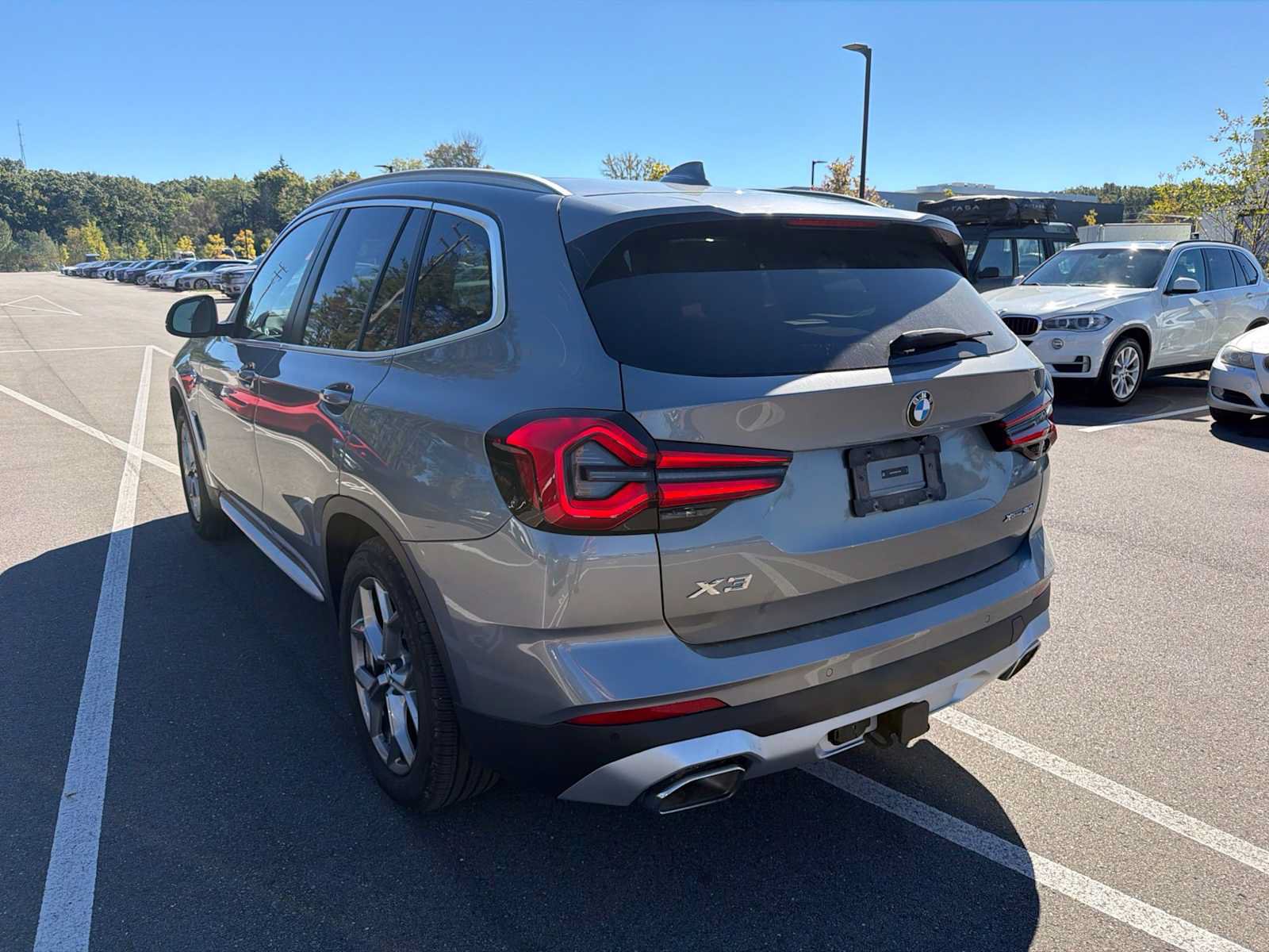 Used 2024 BMW X3 xDrive30i w/ Premium Package AWD/4WD image 5