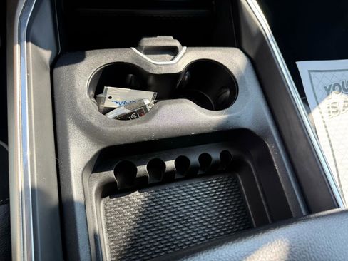 Used 2020 RAM 1500 Laramie AWD/4WD image 25