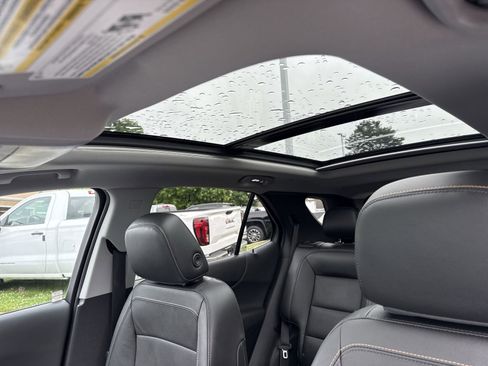 Used 2020 Chevrolet Equinox LT w/ Midnight Edition FWD image 23