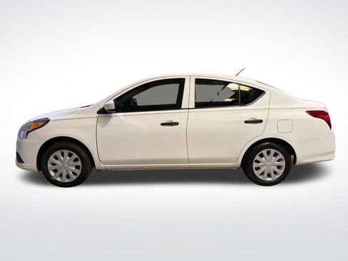 Used 2017 Nissan Versa S image 10