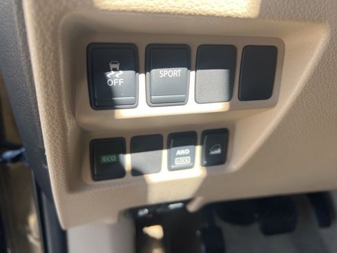 Used 2015 Nissan Rogue SV image 53