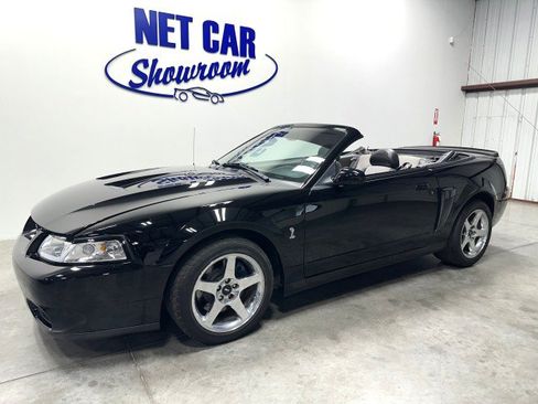 Used 2003 Ford Mustang Cobra RWD image 11