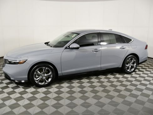 Certified 2023 Honda Accord EX-L image 9