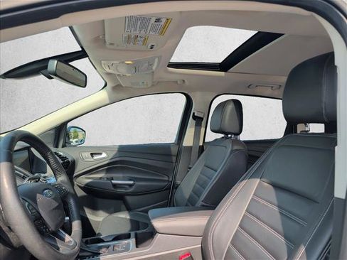 Used 2017 Ford Escape Titanium FWD image 12