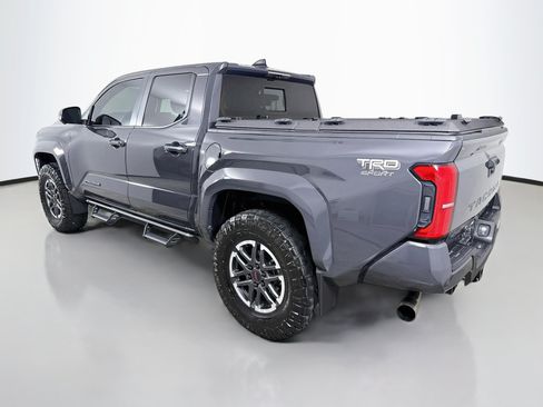 Used 2024 Toyota Tacoma TRD Sport w/ TRD Sport Premium Package AWD/4WD image 5