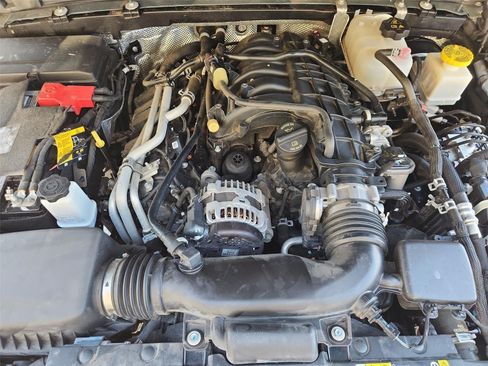 Used 2024 Jeep Gladiator Mojave w/ Safety Group AWD/4WD image 28